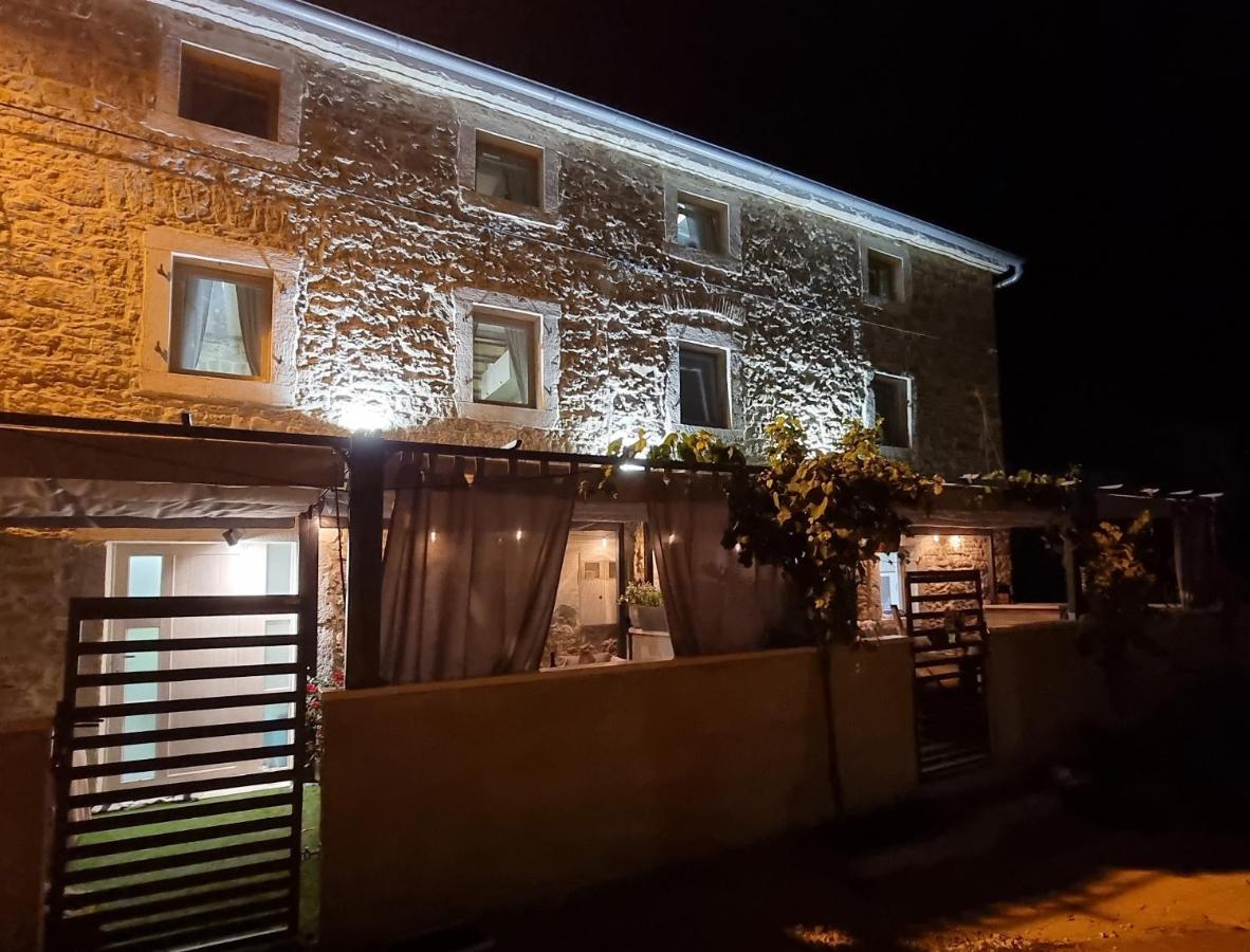 Apartmán Vela & Vega Višnjan Exteriér fotografie