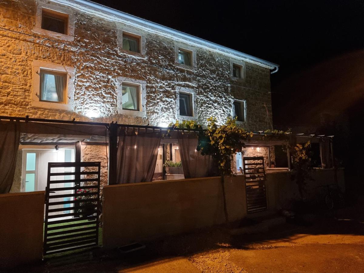 Apartmán Vela & Vega Višnjan Exteriér fotografie